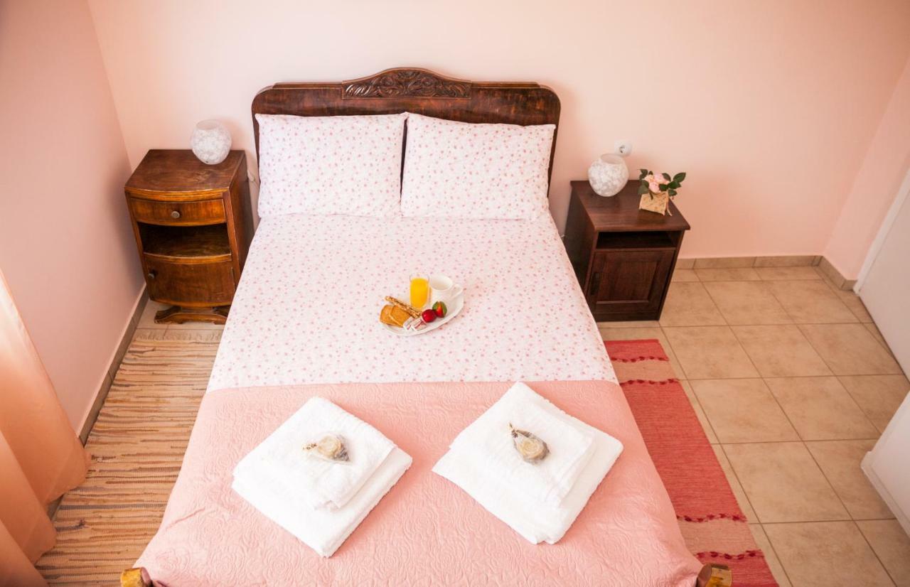 Tranquility House Villa Livadia  ภายนอก รูปภาพ